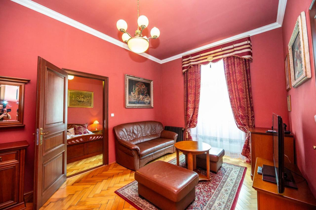 Grand Hotel Praha Jicin Ngoại thất bức ảnh